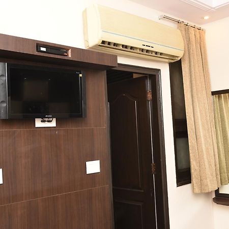 Heritage Inn New Delhi Bagian luar foto
