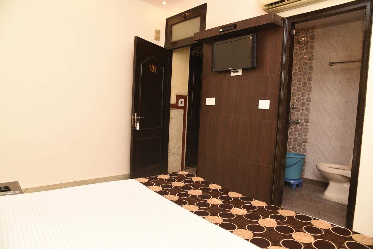 Heritage Inn New Delhi Bagian luar foto